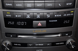 2012款雷克萨斯LX570