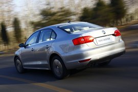 2012款一汽大众全新速腾1.4TSI旗舰型深度测试