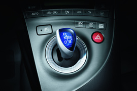 2012款一汽丰田普锐斯