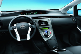 2012款一汽丰田普锐斯