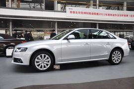 2012款奥迪A4L