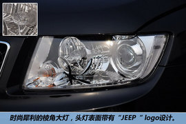 2012款Jeep吉普指南者2.4L豪华型到店实拍