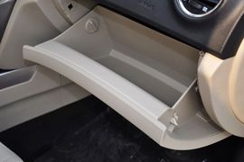 2012款长安逸动1.6L手自一体尊贵型