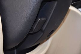 2012款长安逸动1.6L手自一体尊贵型