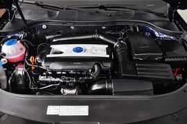 2012款一汽大众全新迈腾1.8TSI