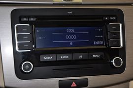 2012款一汽大众全新迈腾1.8TSI