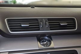 2012款一汽大众全新迈腾1.8TSI