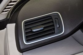 2012款一汽大众全新迈腾1.8TSI