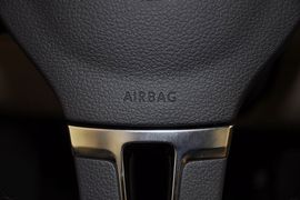 2012款一汽大众全新迈腾1.8TSI