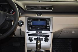 2012款一汽大众全新迈腾1.8TSI