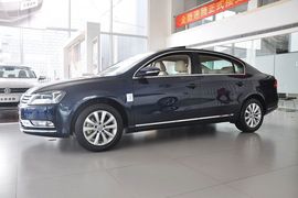 2012款一汽大众全新迈腾1.8TSI