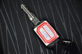 2012款长安奔奔mini