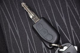 2012款长安奔奔mini