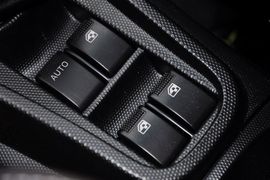 2012款长安奔奔mini