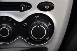 2012款长安奔奔mini