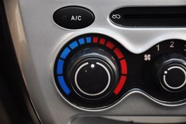 2012款长安奔奔mini