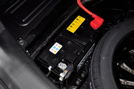 2012款双龙主席W