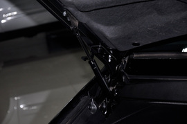 2012款双龙主席W