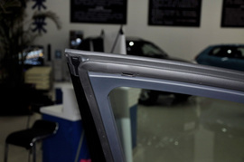 2012款双龙主席W