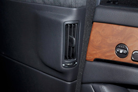 2012款双龙主席W