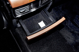 2012款双龙主席W