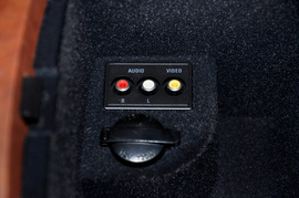 2012款双龙主席W