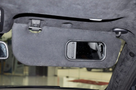 2012款双龙主席W