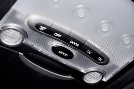 2012款双龙主席W