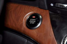 2012款双龙主席W