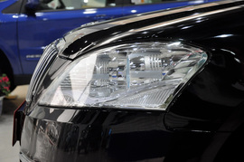 2012款双龙主席W