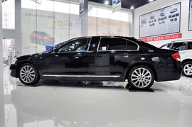 2012款双龙主席W