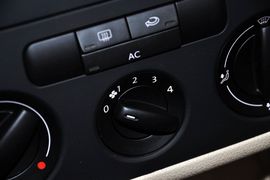 2012款大众宝来1.6L
