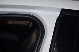 2012款雪佛兰科鲁兹1.8SE手自一体舒适版