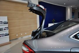 2011款福特蒙迪欧致胜GTDi200豪华型