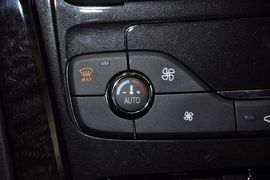 2011款福特蒙迪欧致胜GTDi200豪华型