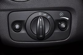 2011款福特蒙迪欧致胜GTDi200豪华型