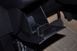 2011款福特蒙迪欧致胜GTDi200豪华型