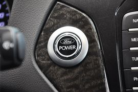 2011款福特蒙迪欧致胜GTDi200豪华型