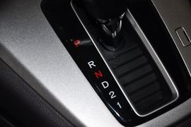 2012款东风本田CR-V