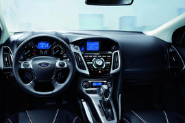 2012款长安福特全新福克斯两厢