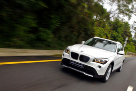 2012款国产宝马X1深圳试驾