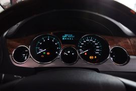 2010款别克昂科雷3.6L旗舰型