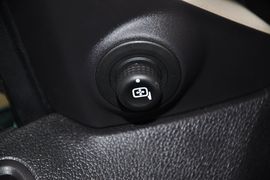 2012款福特野马Shelby