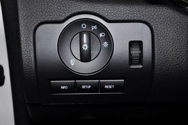 2012款福特野马Shelby
