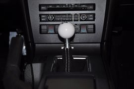 2012款福特野马Shelby