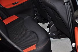 2012款东风雪铁龙C2