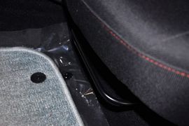 2012款东风雪铁龙C2