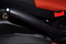 2012款东风雪铁龙C2