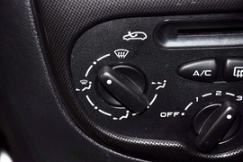 2012款东风雪铁龙C2