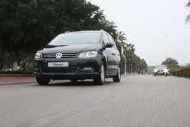 2012款大众夏朗2.0TSI豪华型试驾实拍